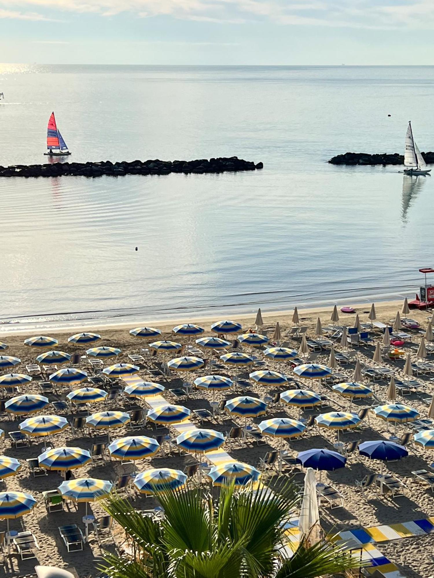 Hotel Ideal Купра-Мариттима Экстерьер фото