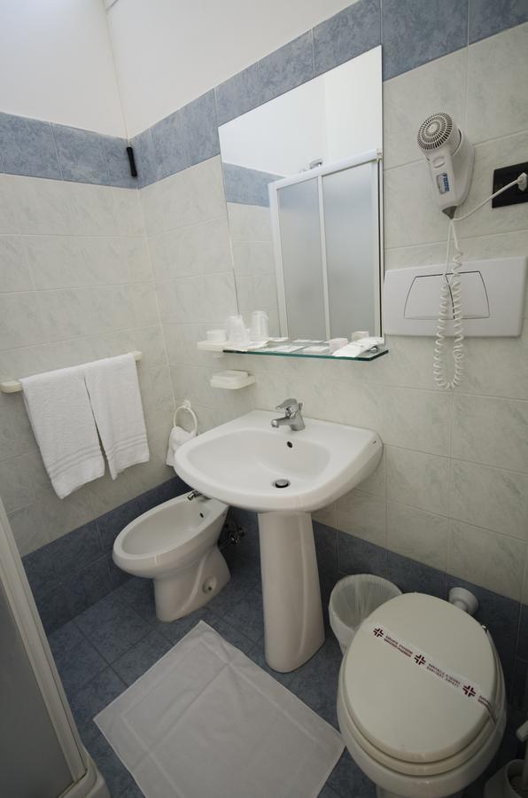 Hotel Ideal Купра-Мариттима Экстерьер фото