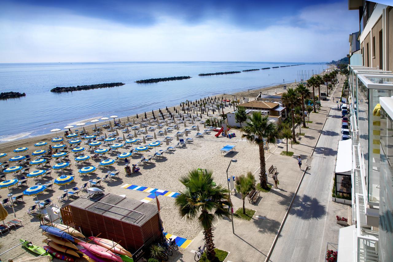 Hotel Ideal Купра-Мариттима Экстерьер фото